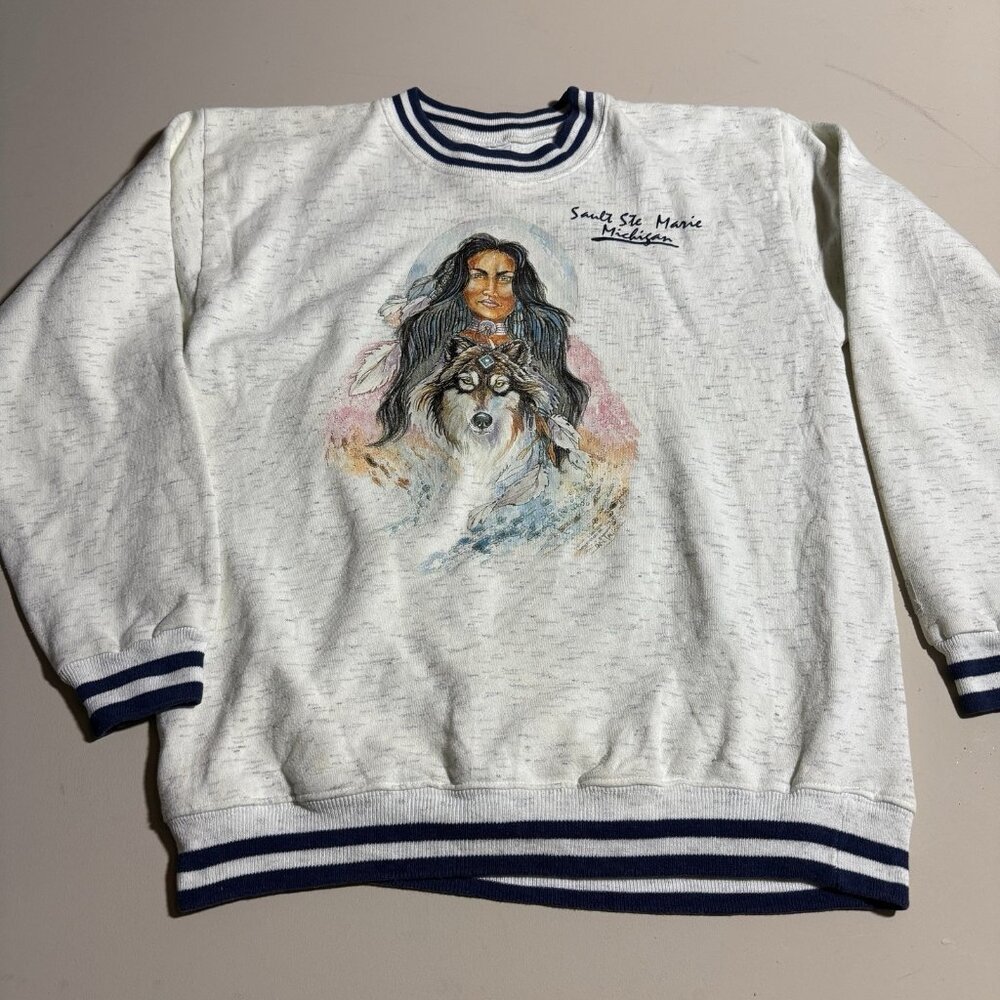 Vintage Wolf Native American Sweatshirt Large Sault Ste Marie Diport USA 1990s